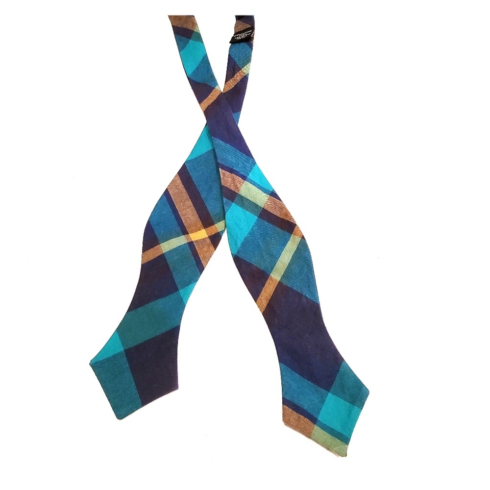 Plaid bow tie